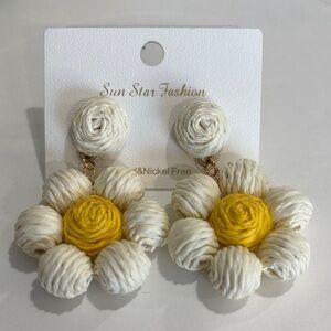 Ready for Spring with these adorable earrings